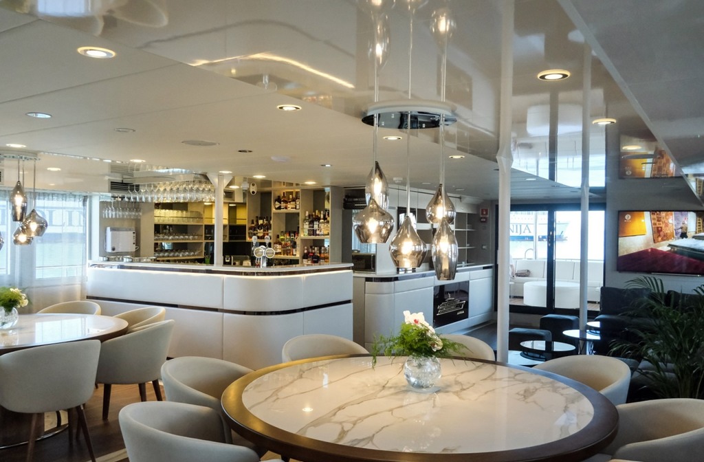 Schiff Inselhuepfen Kreuzfahrt Ms Aurelia Restaurant