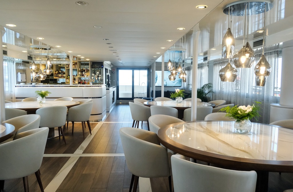 Schiff Inselhuepfen Kreuzfahrt Ms Aurelia Restaurant