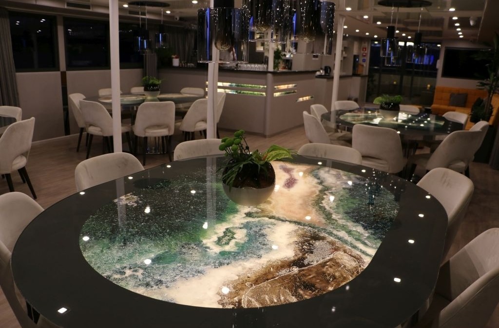 Schiff Inselhuepfen Ms Rhapsody