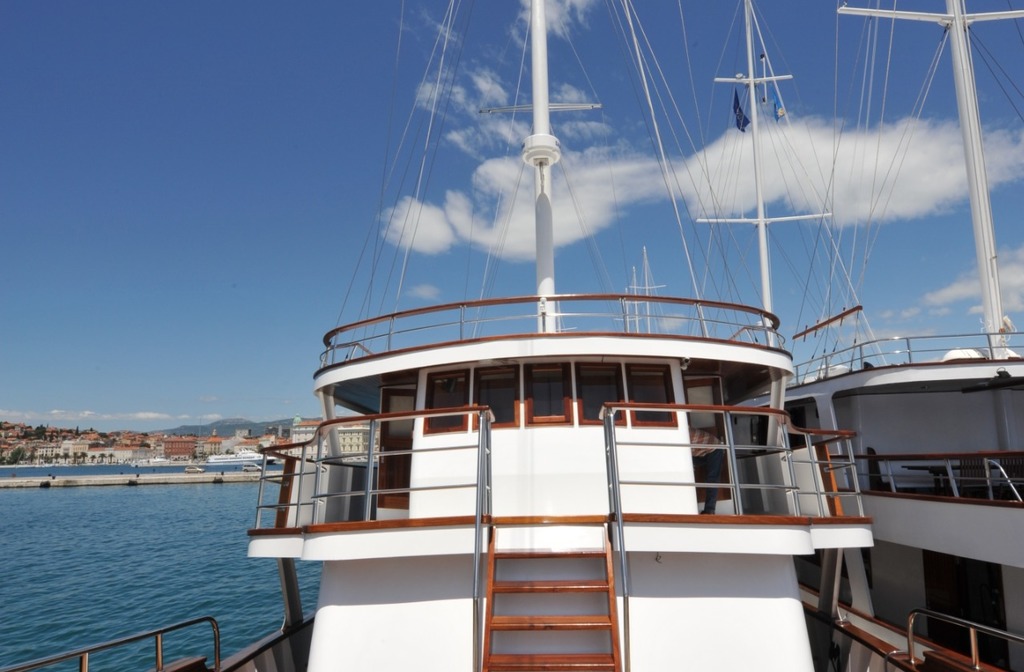 Schiff Inselhuepfen Kreuzfahrt Dionis Restaurant Auf Deck