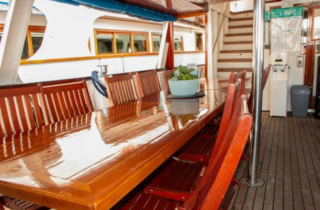 Schiff Jadranska Kraljica