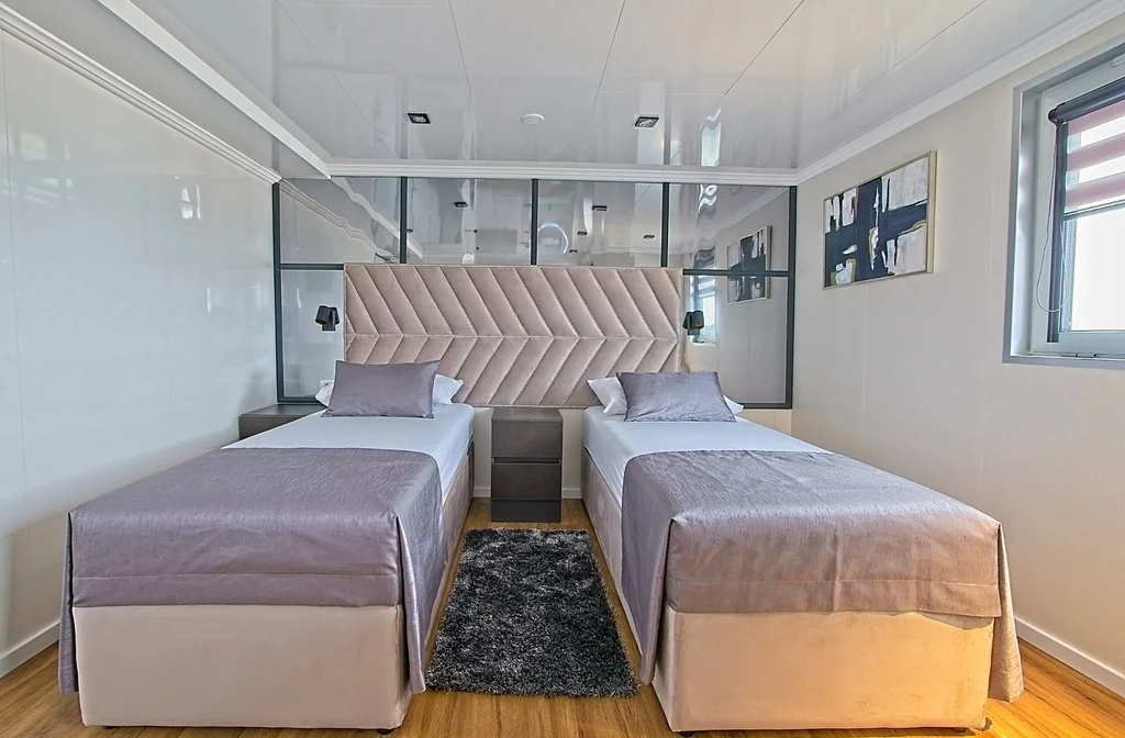 Schiff Inselhuepfen Ms Premier