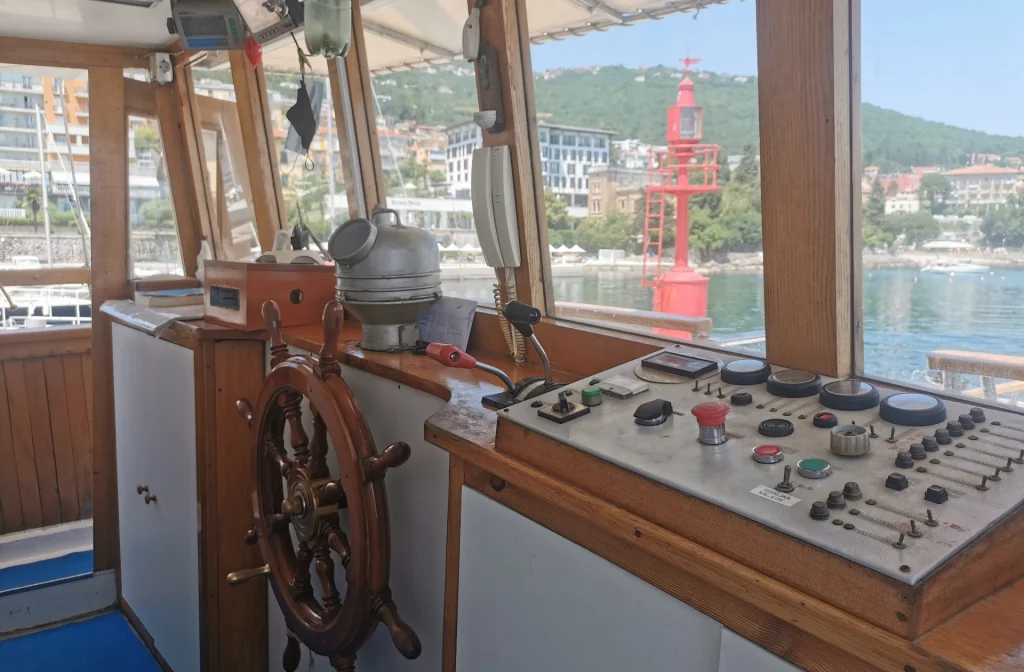 Schiff Dalmatinka Kapitaen Kabine