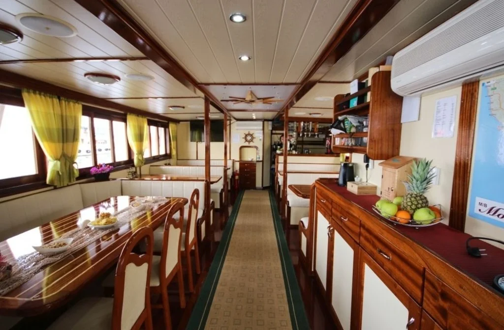 Schiff Msmorena Buffet