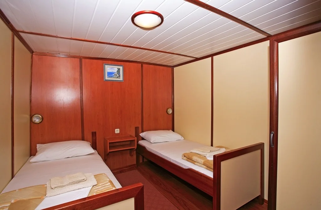 Schiff Kroatien Kreuzfahrt Meridijan Kabine