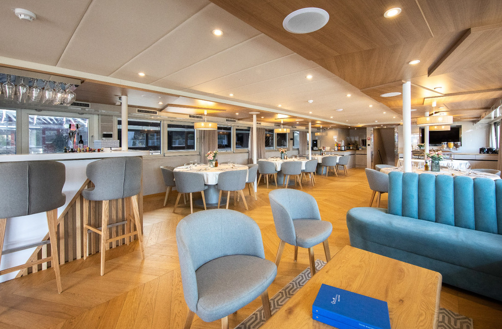 Schiff Inselhuepfen Ms Mama Marija Ii