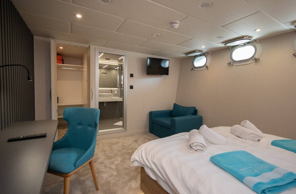 Schiff Inselhuepfen Ms Mama Marija Ii