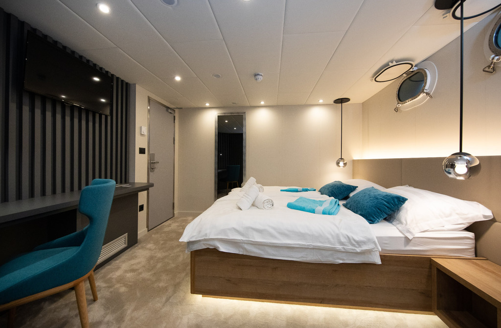 Schiff Inselhuepfen Ms Mama Marija Ii