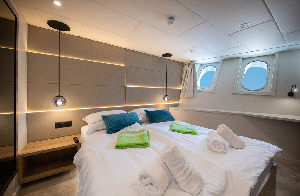 Schiff Inselhuepfen Ms Mama Marija Ii