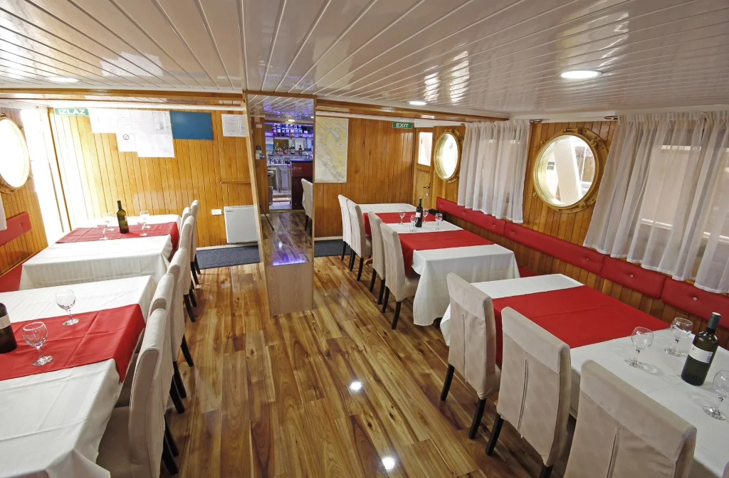 Schiff Kazimir Restaurant