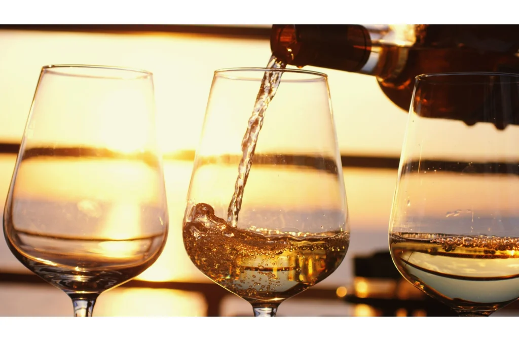 Schiff Wein Weinglass Croaticum