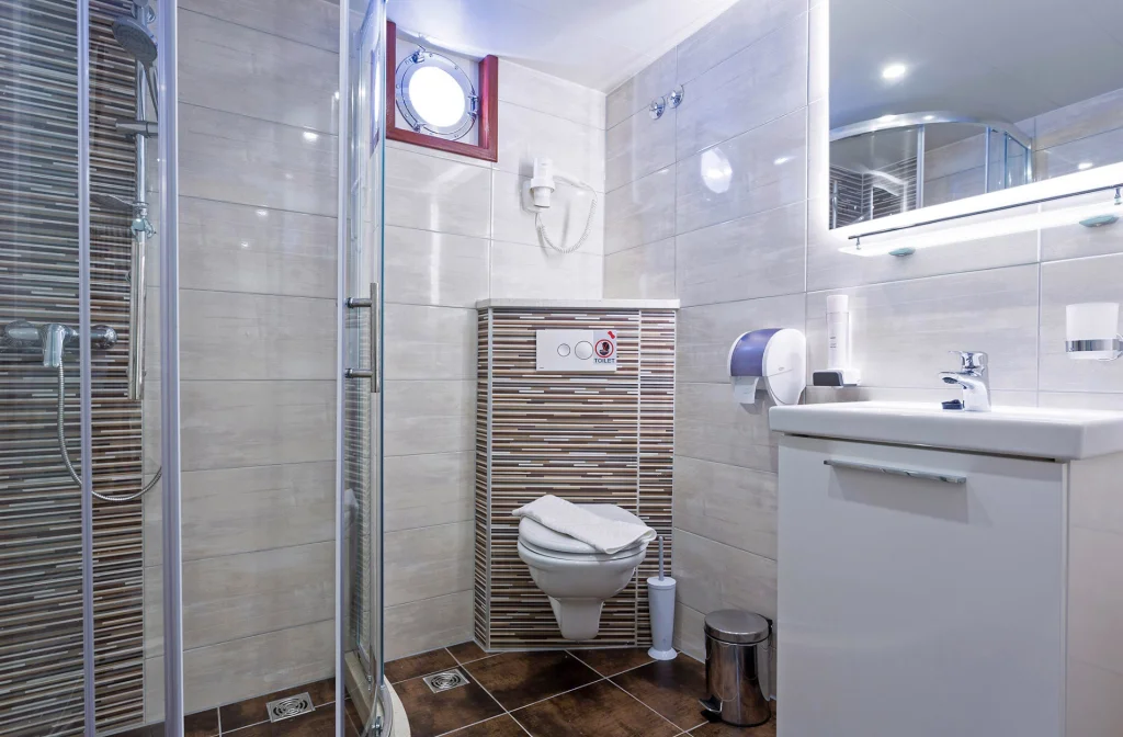 Schiff Solaris Kabine Auf Hauptdeck Dusche Toilette
