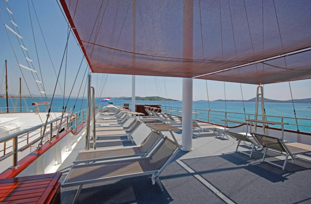 Schiff Voyage Sonnendeck Liegestuhl