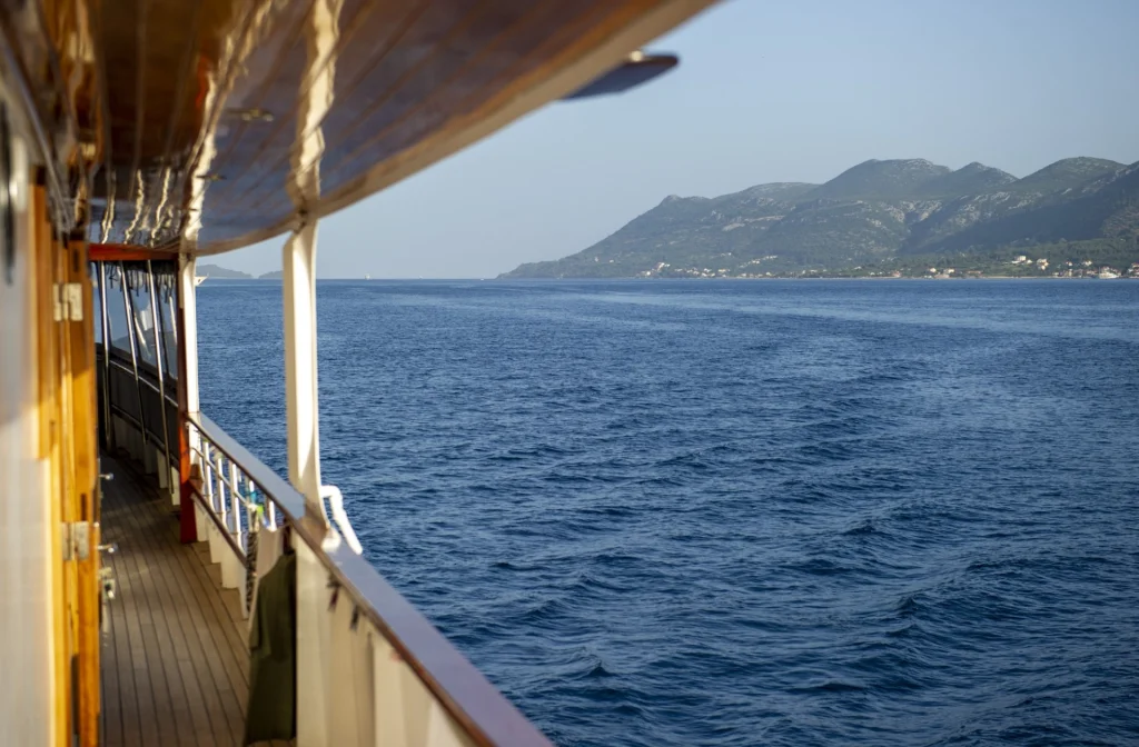 Schiff Amore Hauptdeck