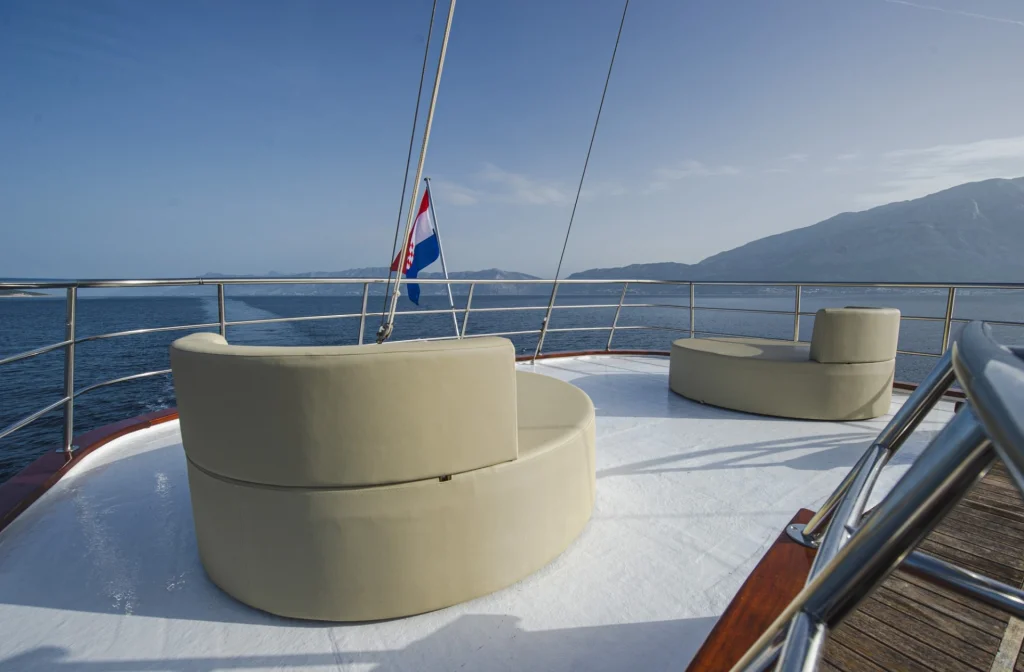 Schiff Amore Sonnendeck Lounge