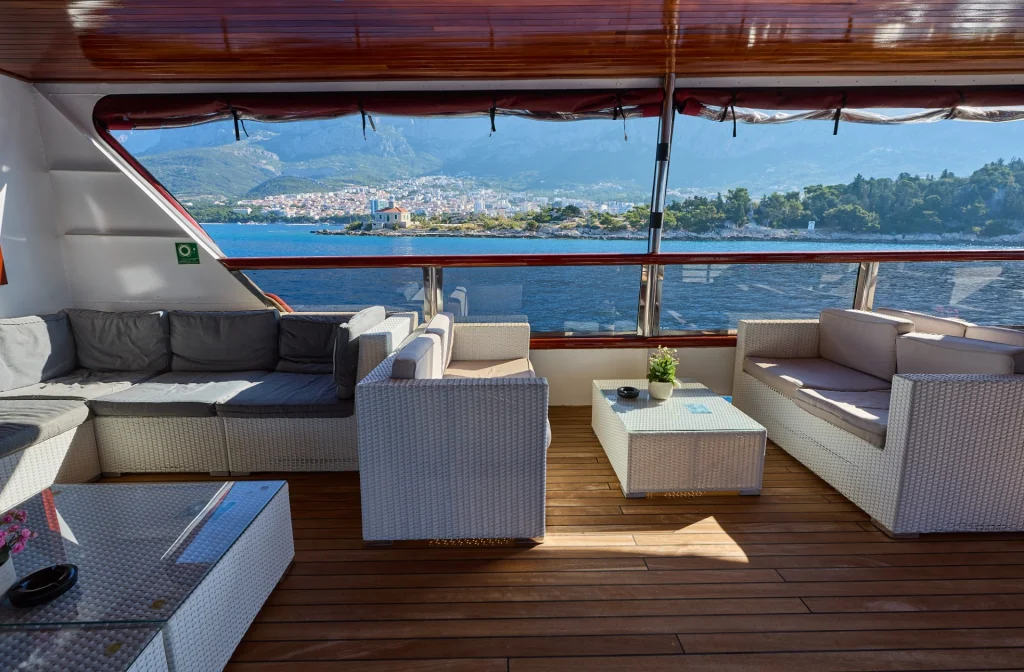 Schiff Azzurro Heck Lounge Blume