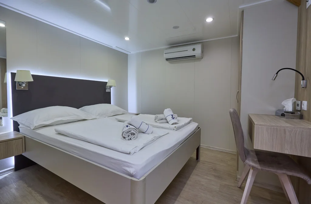 Schiff Azzurro Kabine Auf Hauptdeck Bett