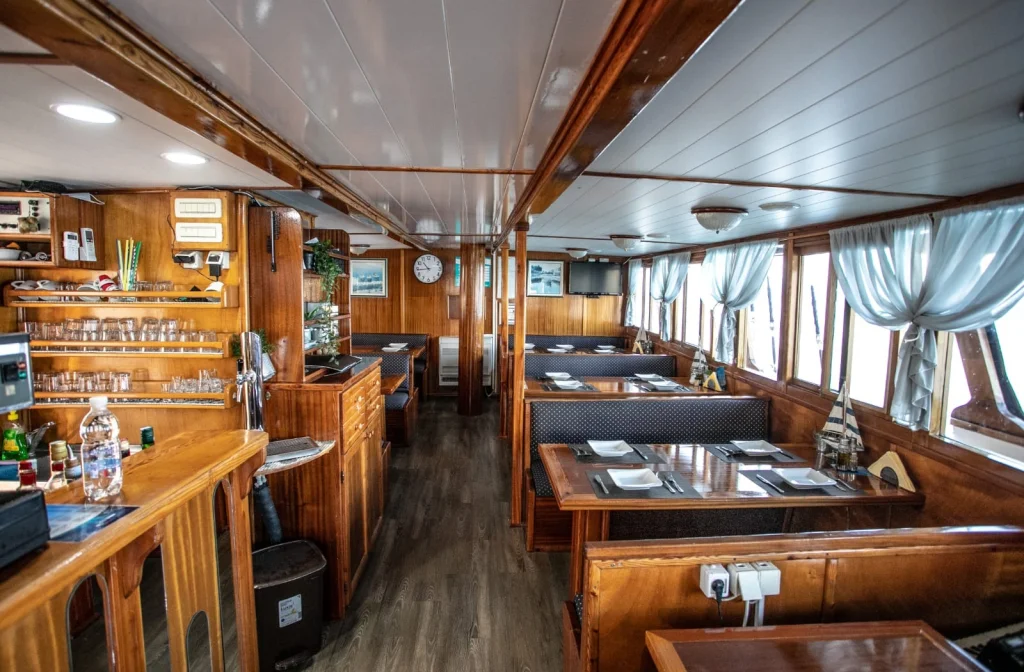 Schiff Lopar Restaurant