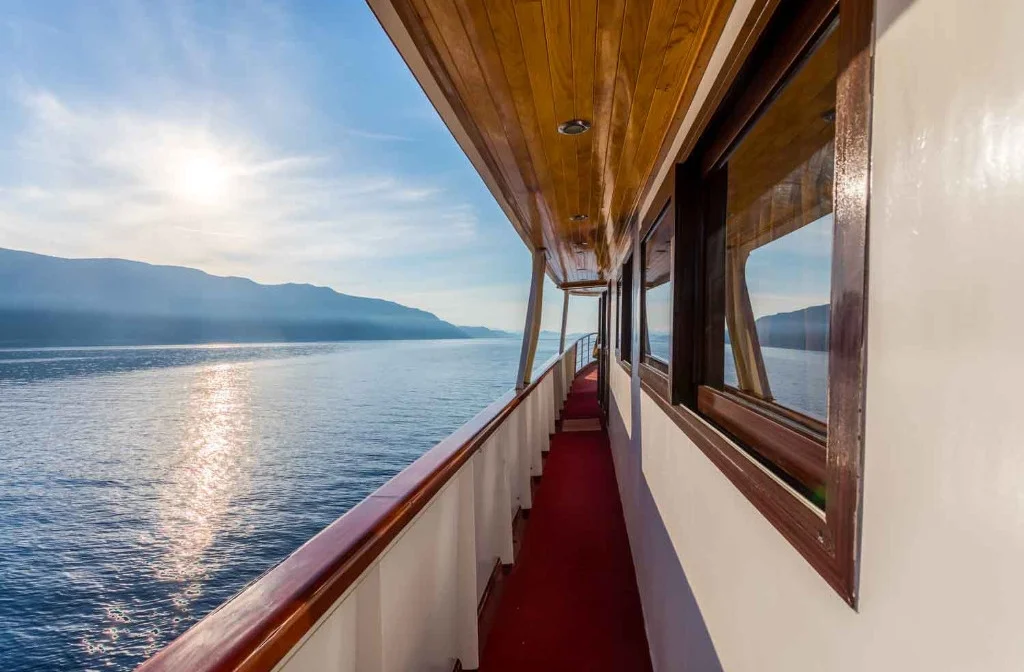 Schiff Inselhuepfen Kraotien Princess Aloha Reeling