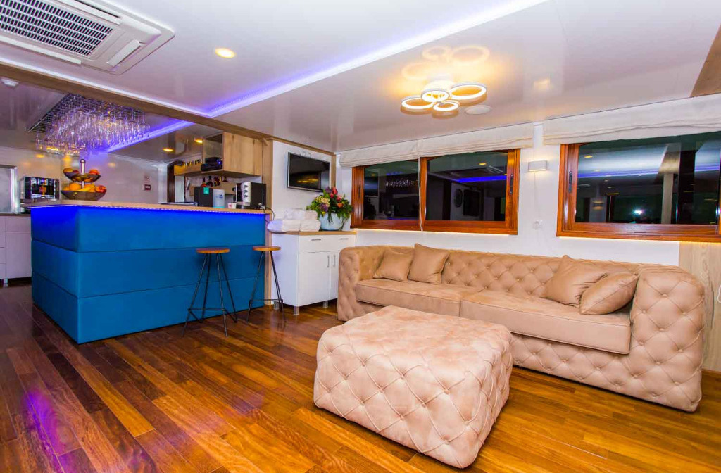 Schiff Kroatien Aquamarin Bar