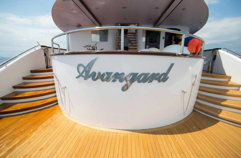 Schiff Inselhuepfen Avantgard