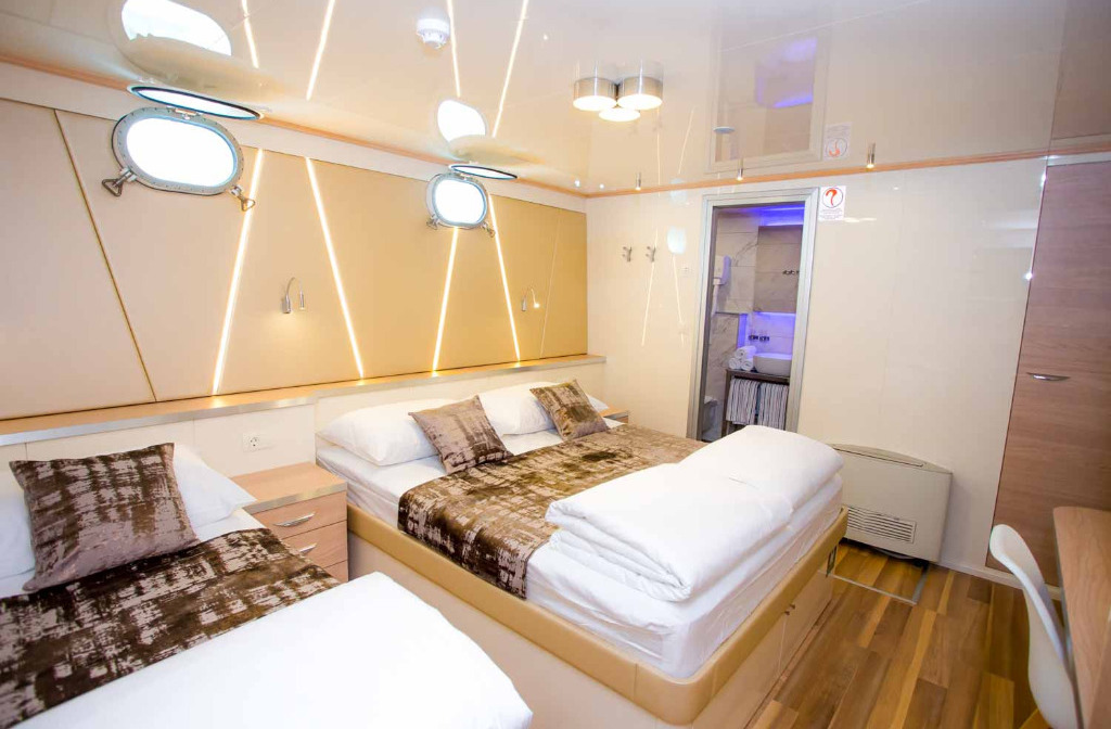 Schiff Kroatien Maritimo Dreibettkabine Bullauge