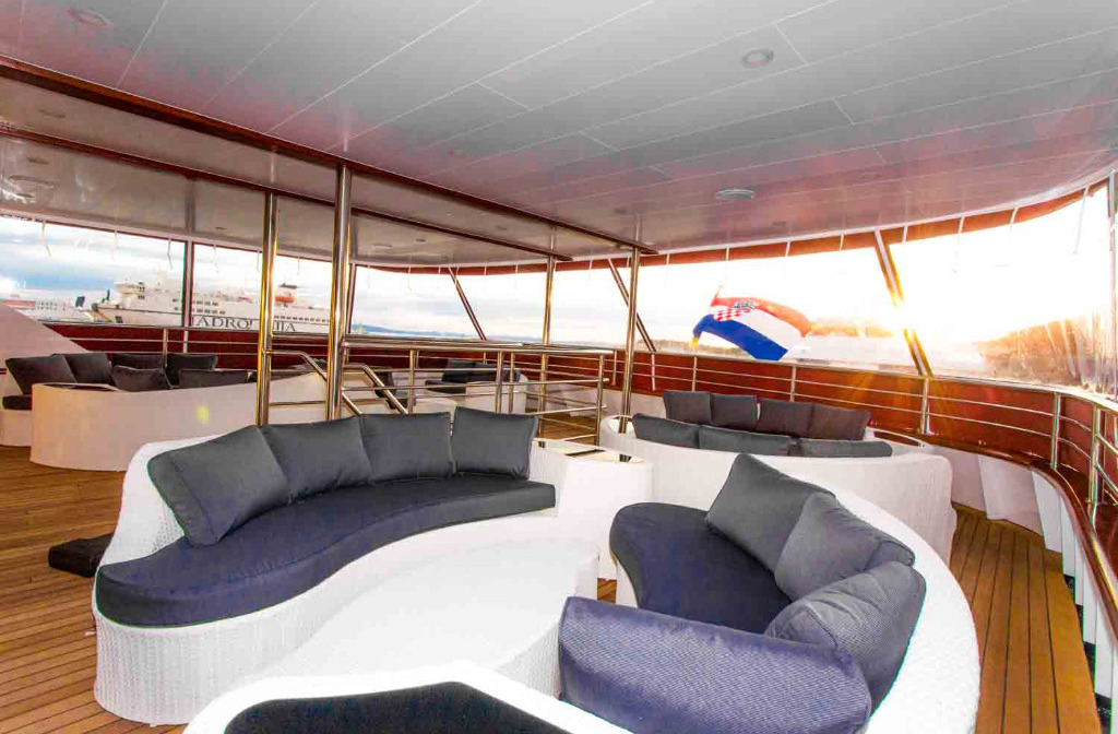 Schiff Kroatien Maritimo Terasse
