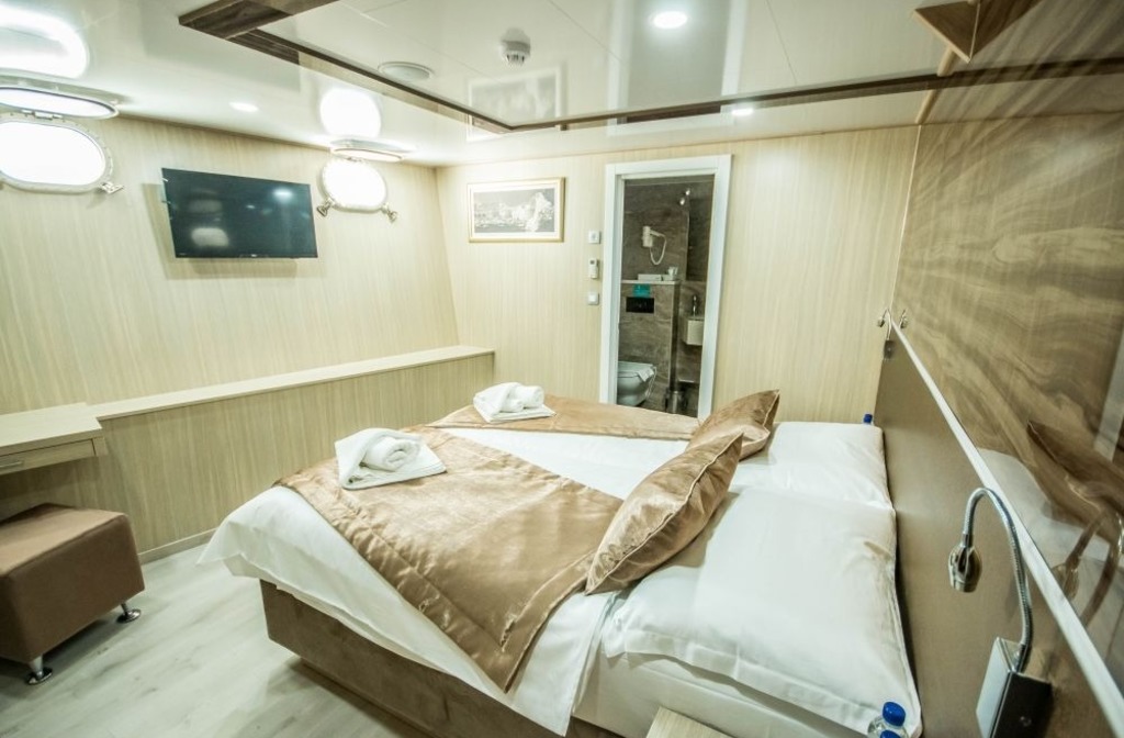Schiff Ms Markan