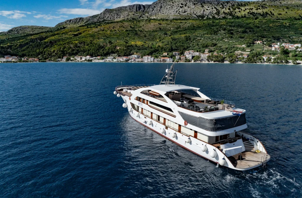 Schiff President Aussenansicht Von Hinten