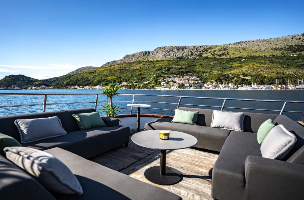 Schiff President Sonnendeck Lounge