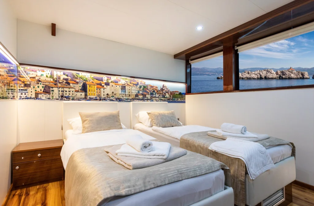 Schiff Stella Maris Kabine Auf Hautdeck Bett Stadtbild