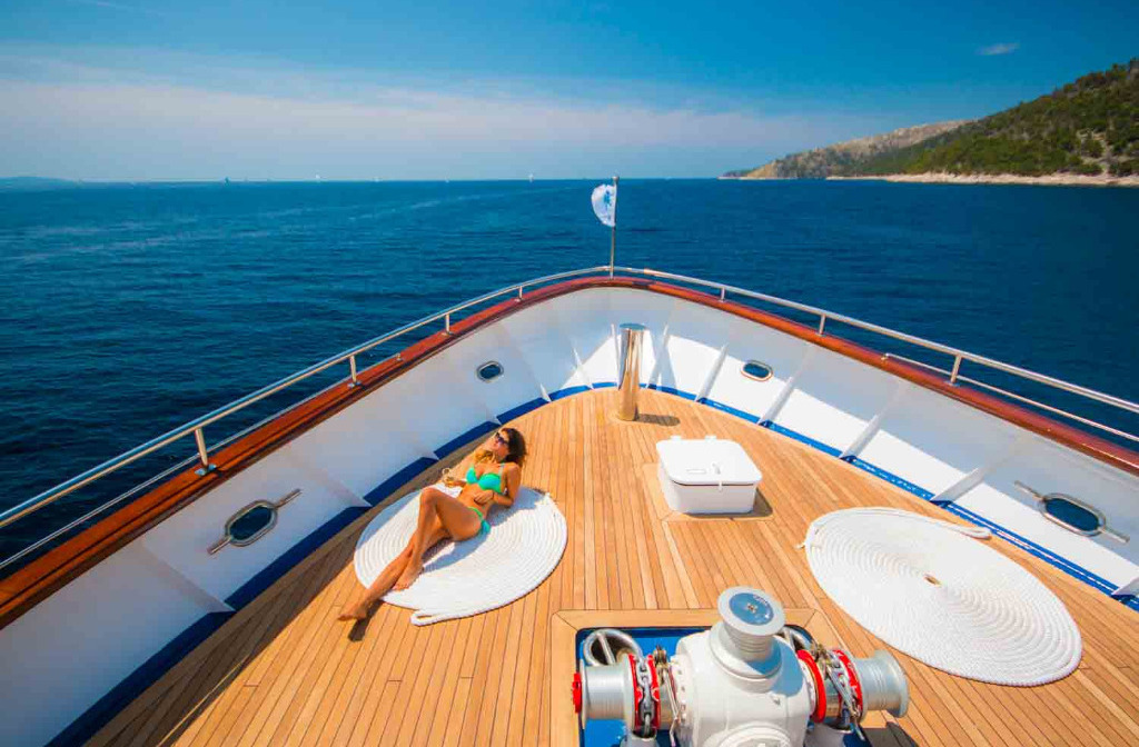Schiff Kroatien Admiral Bug