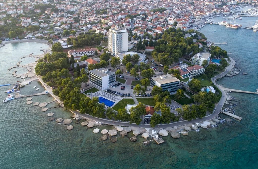 Badeferien Kroatien Vodice Dalmatien Hotel Arausana Antonina