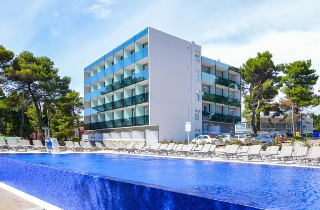 Badeferien Kroatien Vodice Dalmatien Hotel Arausana Antonina