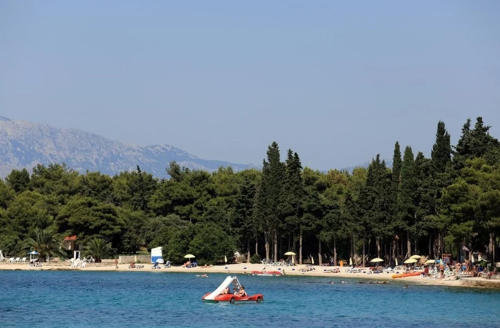 Insel Brac Supetar Bluesun Hotel Villa Vela Luka Strand