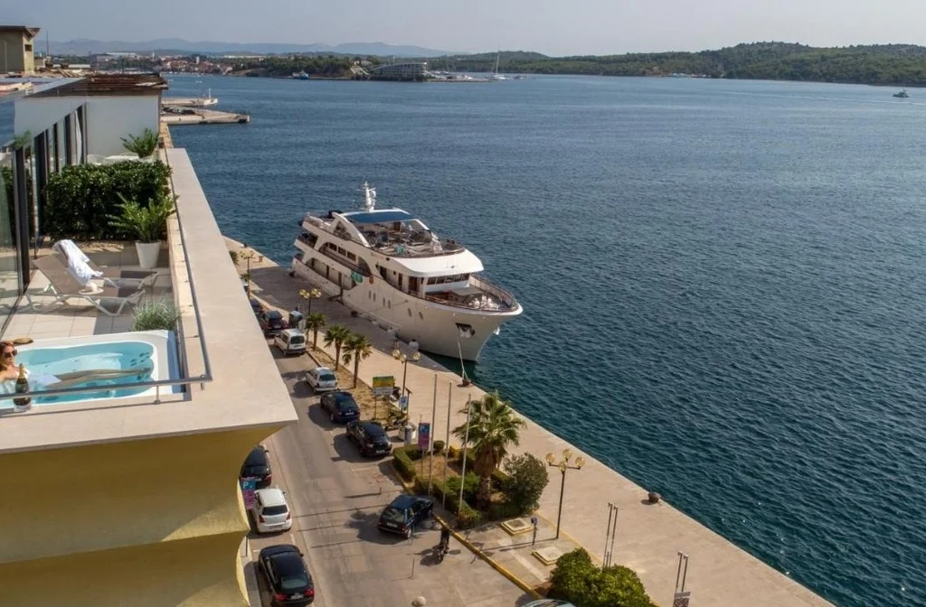 Sibenik Sibenik Superior City Hotel Bellevue Aussen 2