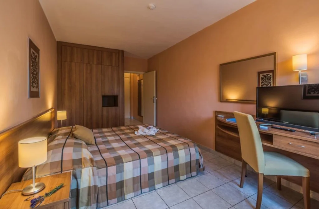 Supetar Insel Brac Resort Velaris Zimmer