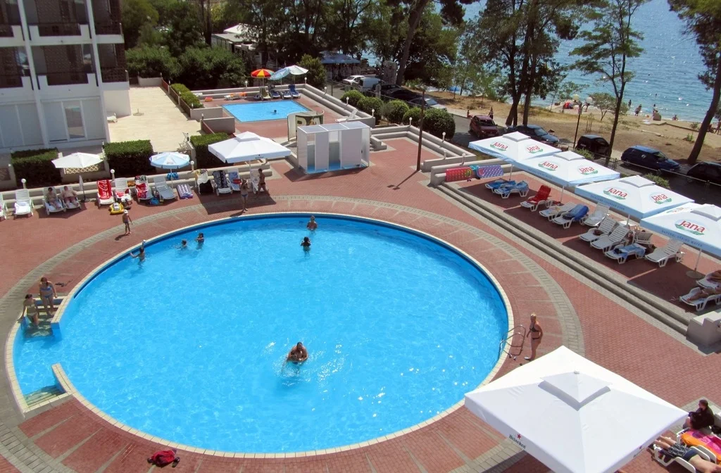 Norddalmatien Zadar Hotel Kolovare Pool