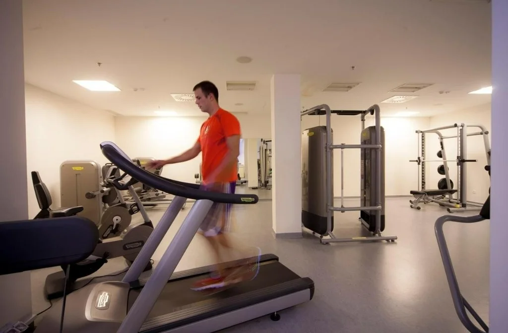 Kroatien Kvarnerbucht Insel Losinj Veli Losinj Hotel Vitality Punta Fitness