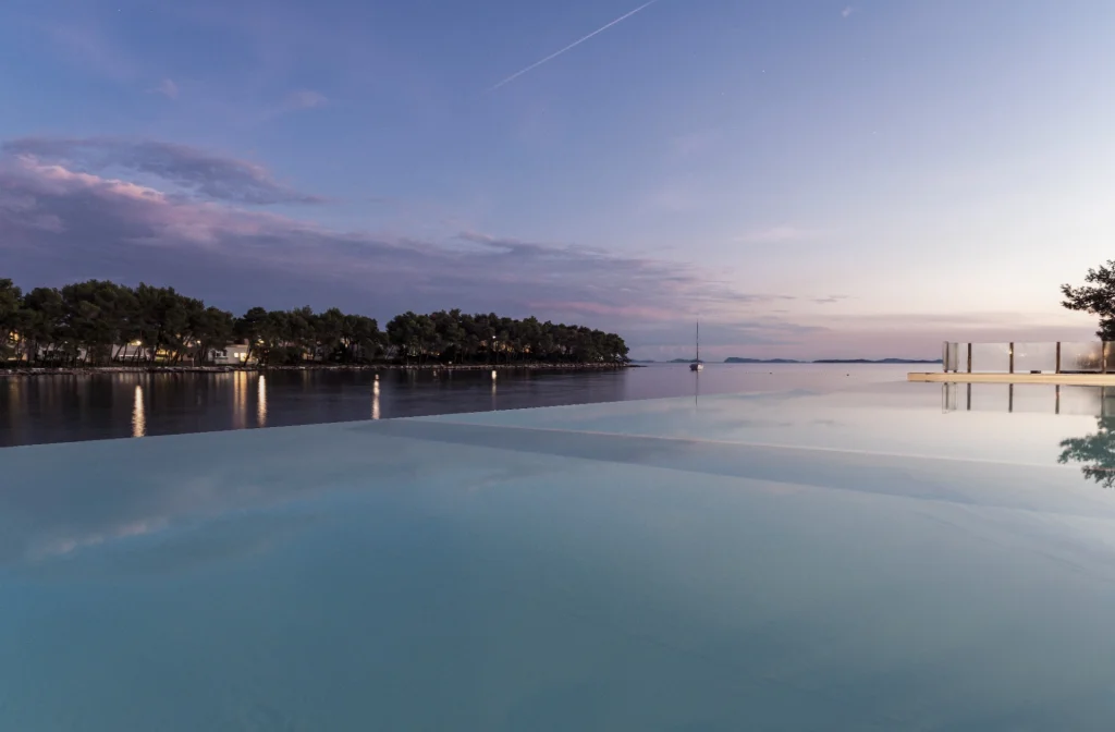 Crvena Luka Resort Biograd Na Moru Aussenpool Sonnenuntergang