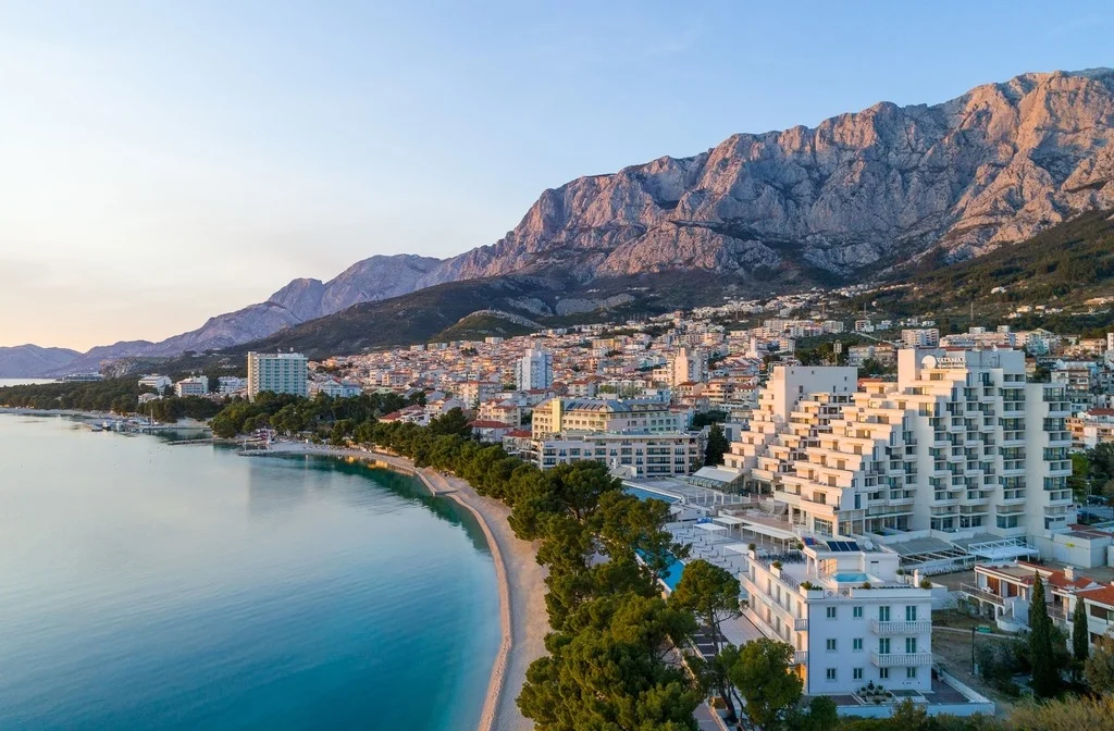 Mitteldalmatien Makarska Hotel Valamar Meteor Aussenansicht