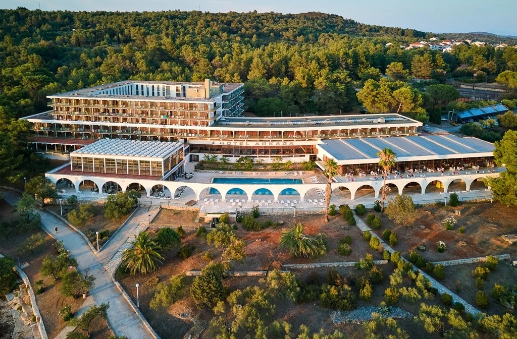 Kroatienhoteldalmatiensplitvalamararkadasunnyhotel