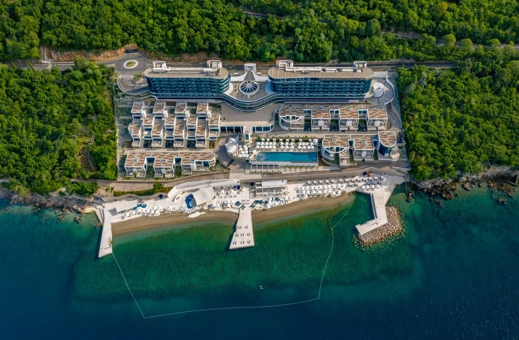 Kvarner Bucht Rijeka Hotel Hilton Rijeka Costabella Beach Resort And Spa Aussenansicht