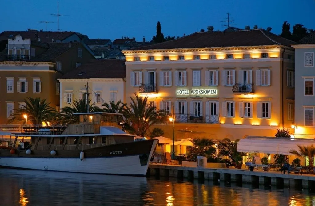 Kvarner Bucht Insel Losinj Mali Losinj Apoksiomen Boutique Hotel Aussenansicht