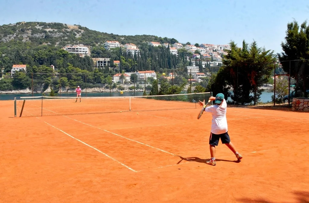 Sueddalmatien Dubrovnik Splendid Tennisplatz