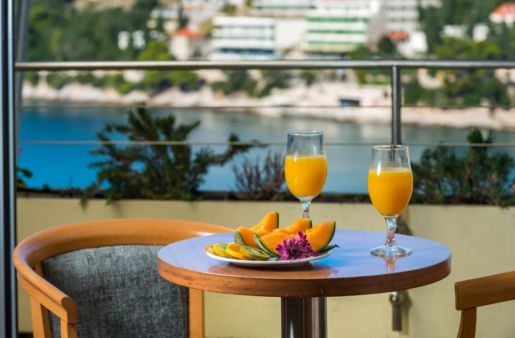 Hotel Uvala Dubrovnik Terrasse Orangensaft Fruechte