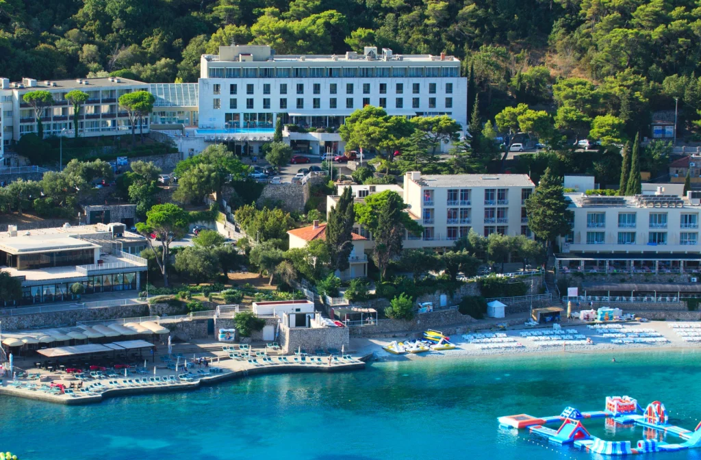 Hotel Uvala Dubrovnik Aussenansicht Aquapark