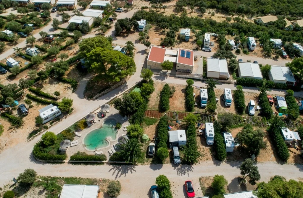 Camping Ugljan Resort Mobilehomes Kroatien Von Oben Croaticum