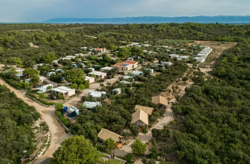 Camping Ugljan Resort Mobilehomes Kroatien Von Oben Croaticum