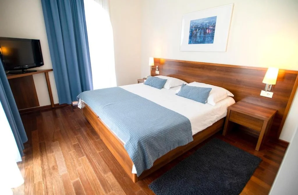 Labranda Velaris Resort Supetar Brac Doppelzimmer Deluxe Meerblick Bett